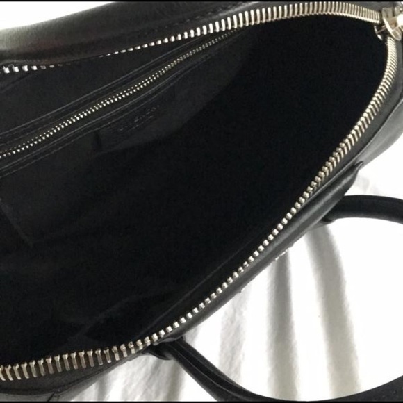 ✨SOLD✨ Givenchy Antigona Medium Black Satchel - Picture 8 of 8